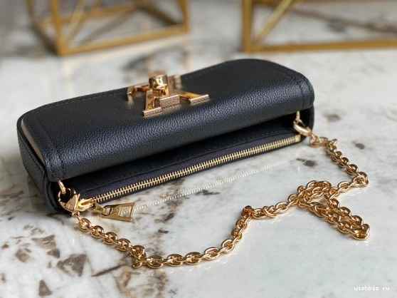 WIS Louis Lockme Vuitton pouch 0924